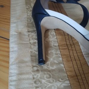 Banana Republic high heel shoes